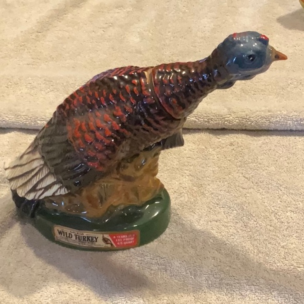 Vintage Austin Nichols wild turkey ceramic decanter empty number seven